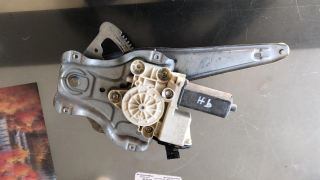 2002-2007 TOYOTA COROLLA ARKA KAPI CAM KRİKOSU