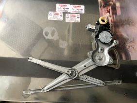 2013-2018 TOYOTA COROLLA ÖN KAPI CAM KRIKO VE MOTORU